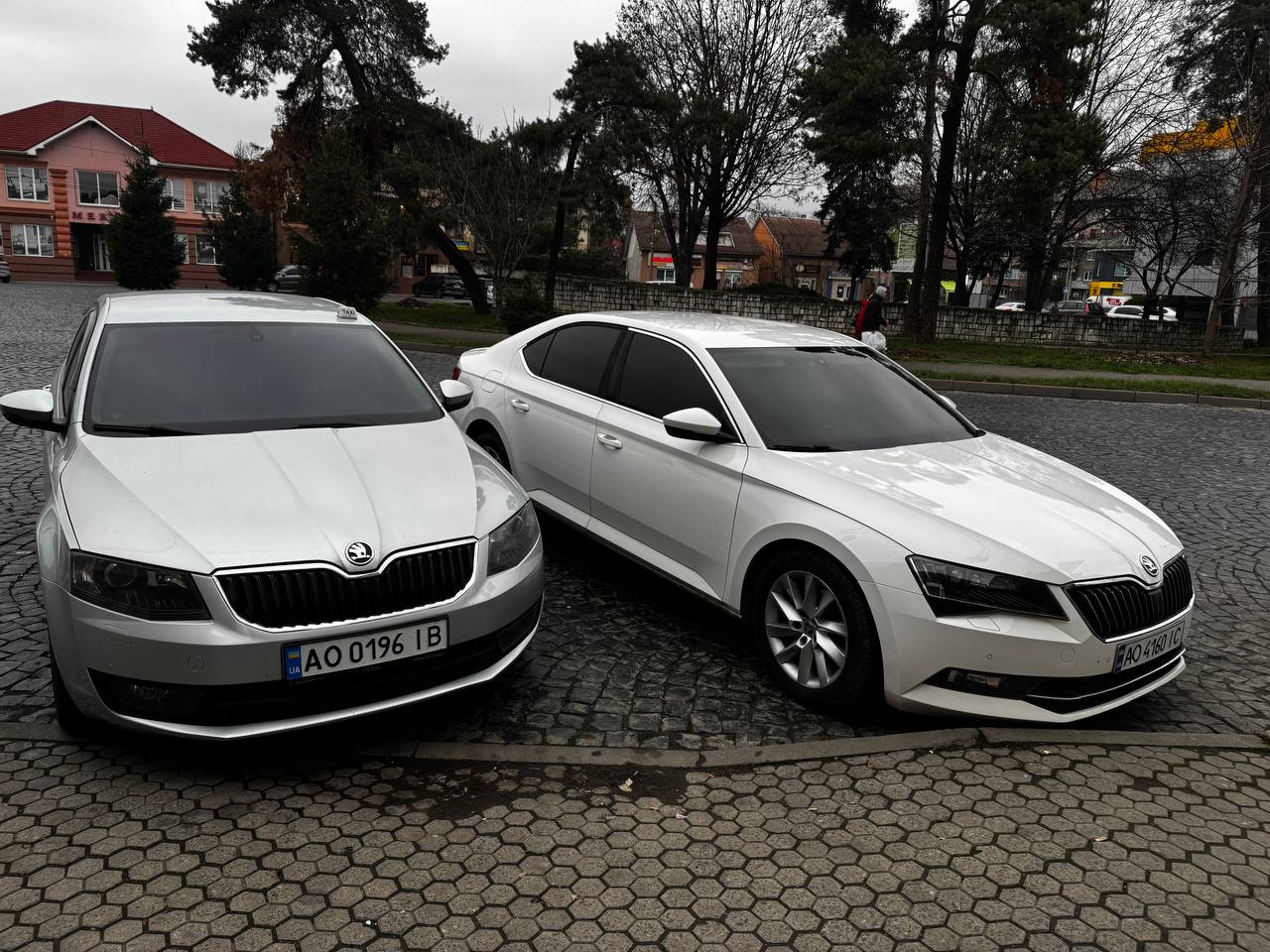 UNIVERSAL Taxi. Мукачево